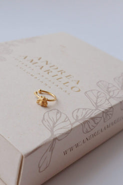EAR CUFF AB